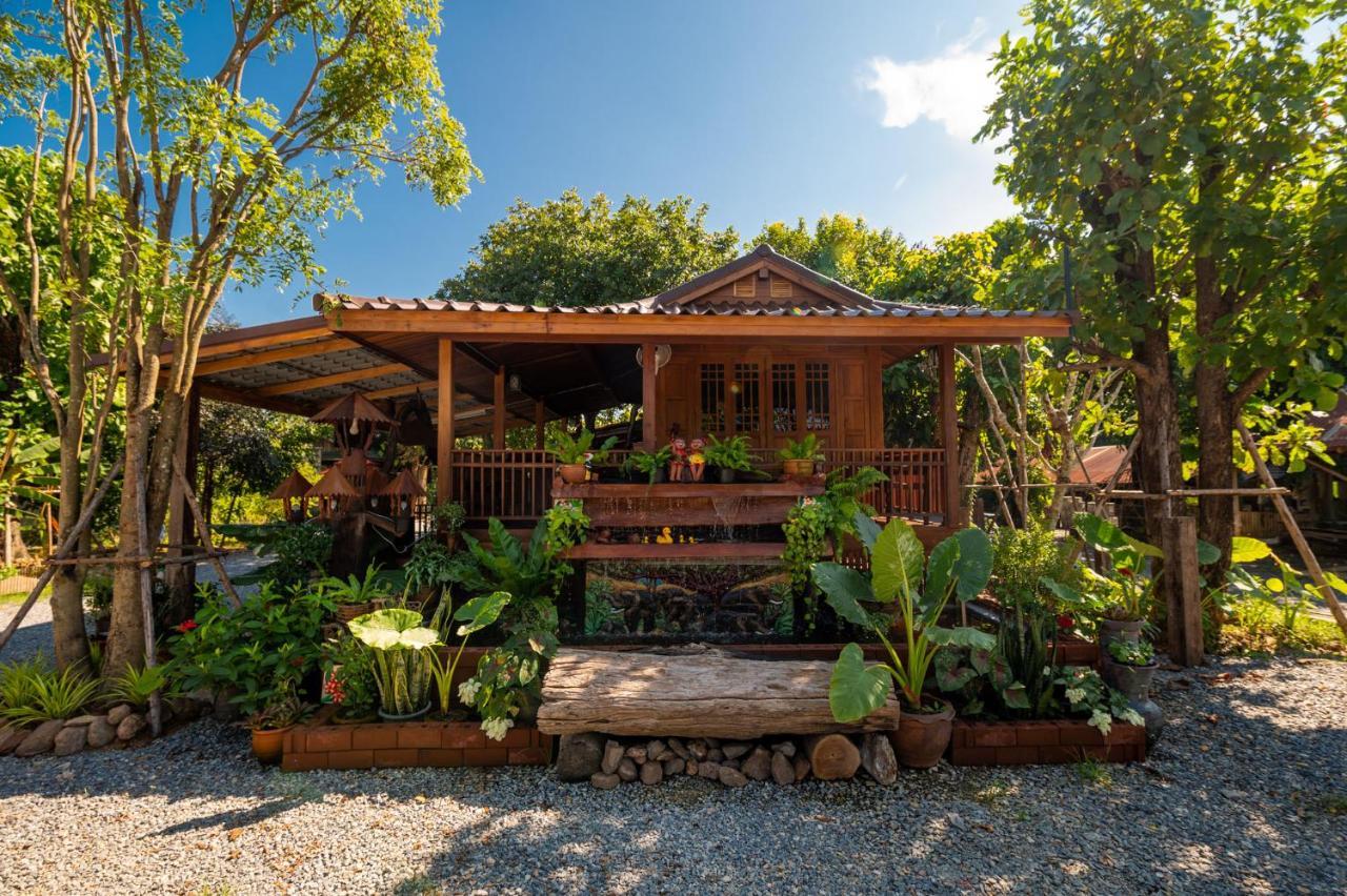 Suk Sabai Homestay Sukhothai Exterior foto